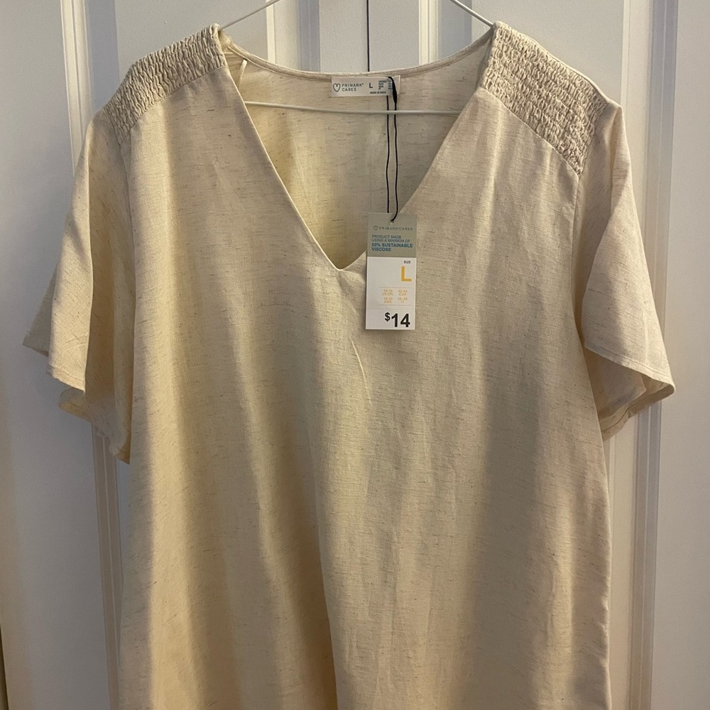 New with tags “Primark” Women Short Sleeve V-Neck Casual Linen Blouse.